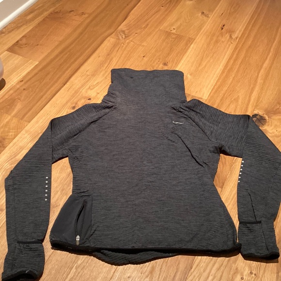 Nike cowl neck pullover - Picture 3 of 4